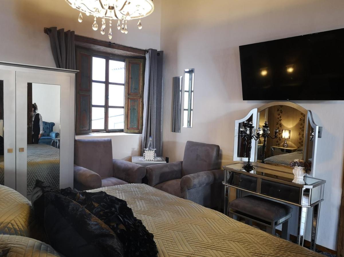 Hotel Boutique Amorini ซานกริสโตบัล เด ลาสกาซาส ภายนอก รูปภาพ